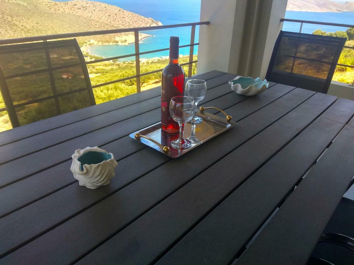 Villa Gusta Tholos  Buitenkant foto